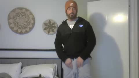 Snapshot of biggin10inch chatting on January 7, 11:45 pm Gavin online show from January 7, 11:45 pm