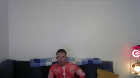 Snapshot of biggin10inch chatting on October 31, 4:18 pm Gavin online show from October 31, 4:18 pm