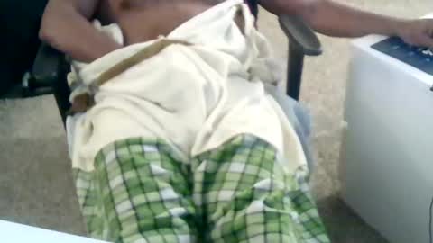 biggyballs900 online show from December 19, 3:35 am