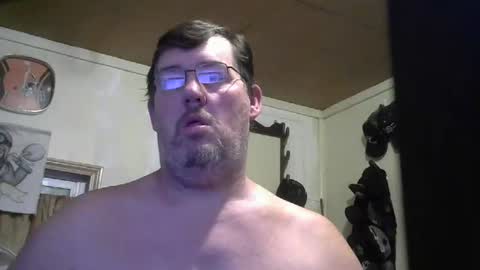 Snapshot of bigjohn41000 chatting on October 22, 9:12 am bigjohn41000 online show from October 22, 9:12 am