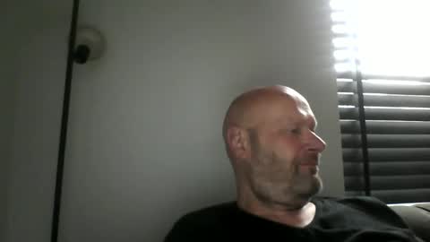 bigmike3339 online show from October 16, 7:30 am