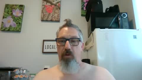 Bignhard696 online show from October 1, 4:50 pm