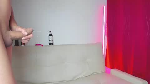 SEX IN THE HOUSE online show from June 15, 2:36 am