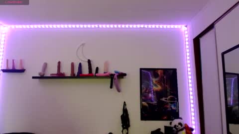 Nichole lights online show from March 27, 9:16 pm