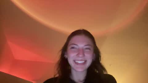 bigtittybabe9876 online show from December 8, 5:28 am