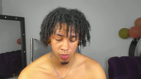 Sebas online show from December 4, 5:12 pm