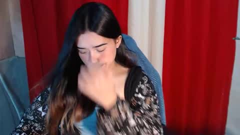 bilat tinax online show from January 16, 7:06 am