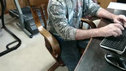 billy471 online show from December 17, 9:54 pm