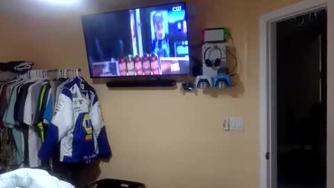 Bink13333 online show from February 14, 9:50 pm