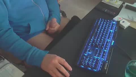 Snapshot of biparislove chatting on October 19, 4:00 pm BigDick online show from October 19, 4:00 pm