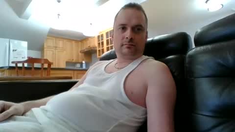 bird8888 online show from September 22, 1:48 pm