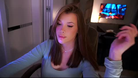 Ann Braslowsky online show from November 30, 12:40 am