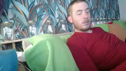 Snapshot of bizoukey15 chatting on October 2, 12:31 am bizoukey15 online show from October 2, 12:31 am