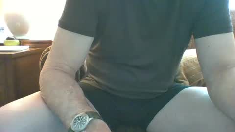 bizzybeejc online show from February 28, 8:24 pm