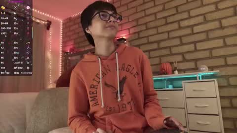 Biel online show from November 11, 4:47 am