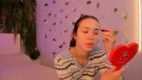 Jenny online show from June 16, 9:02 am
