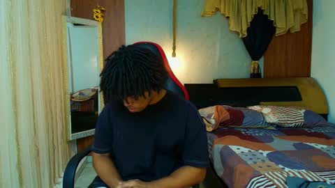 black_king_241 online show from April 6, 3:26 am