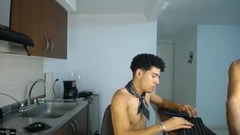 black_men9 online show from March 13, 11:30 pm