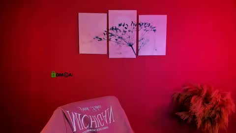 black_sara_ online show from November 18, 9:01 am