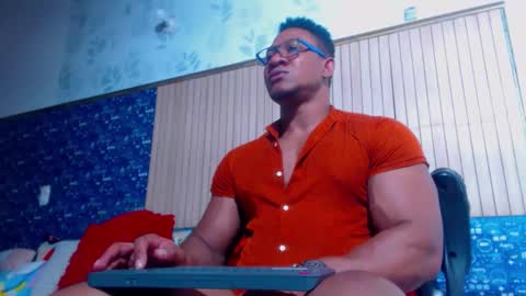 duglas online show from March 11, 7:28 pm