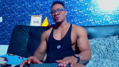 duglas online show from November 7, 3:58 pm