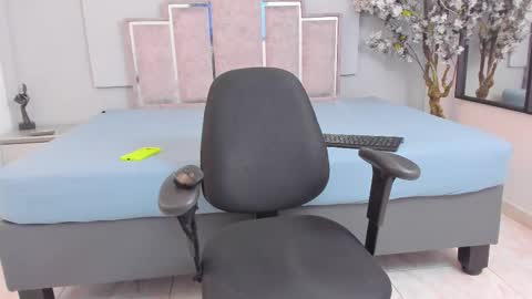 blackbiecock online show from March 8, 6:43 am