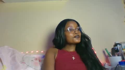 Blackcoco online show from March 18, 6:25 pm