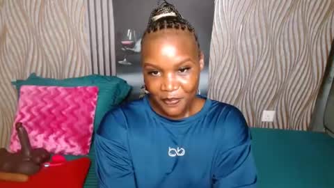 Smiley sylivia online show from June 13, 12:43 am