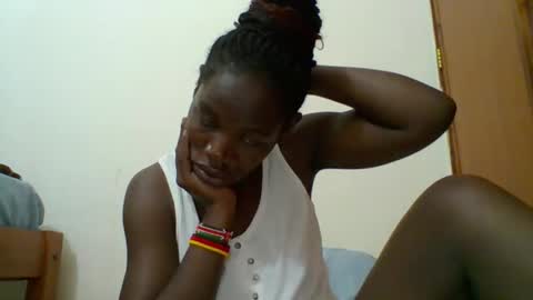 SARAH online show from November 10, 11:07 pm