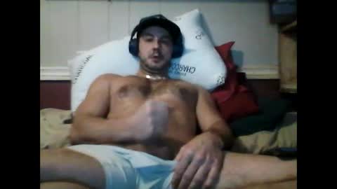 bladen1986 online show from January 9, 10:31 pm