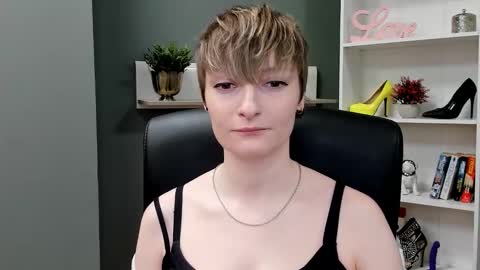 Blair online show from October 22, 6:49 am