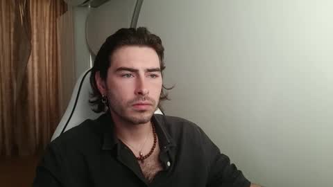 Snapshot of blakesedon13 chatting on October 17, 5:33 am BlakeSedon online show from October 17, 5:33 am