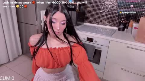 Snapshot of blancasuarez chatting on October 5, 9:44 pm MY VIDEOS THAT WILL MAKE YOU CUM - online show from October 5, 9:44 pm