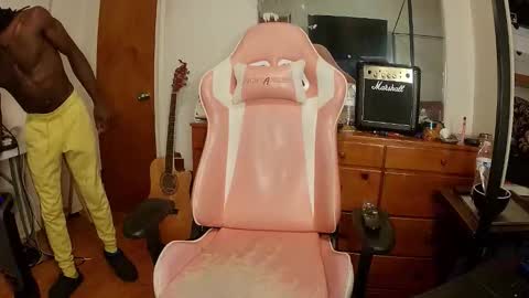 BlaqJay online show from November 25, 3:05 am