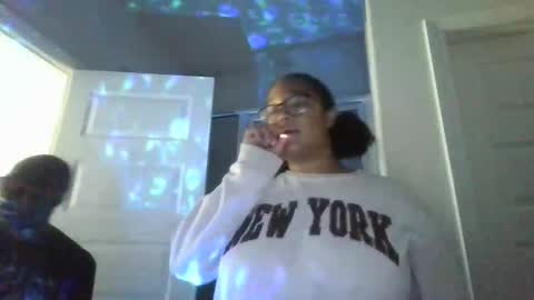 BLESSICA  EDDIE LOVE online show from March 19, 9:20 pm