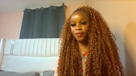Snapshot of bliss_diva chatting on October 22, 9:27 pm Bliss diva online show from October 22, 9:27 pm