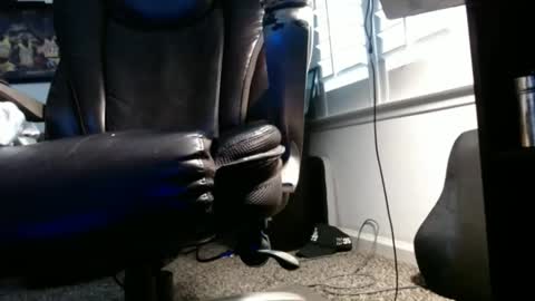 blk_nthick online show from February 16, 3:27 pm