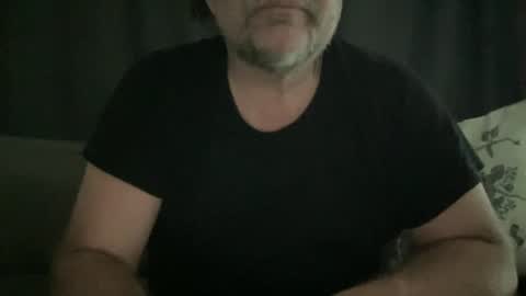 Snapshot of bllyidol chatting on December 19, 8:24 am BlIdoL online show from December 19, 8:24 am