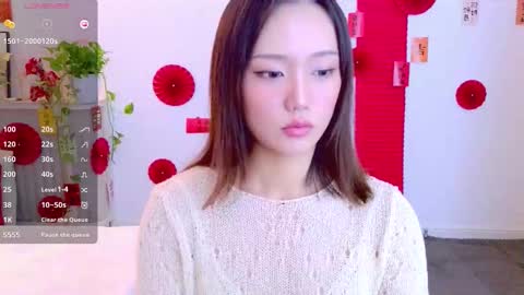 YoYo online show from February 13, 9:45 am