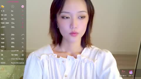 YoYo online show from October 12, 5:00 am