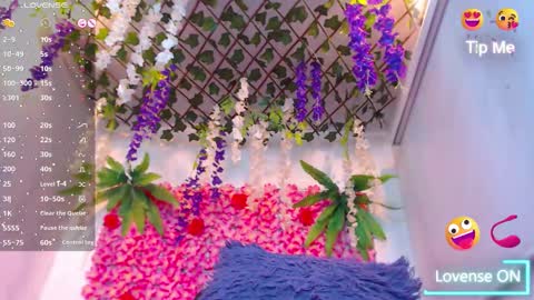 blonde_squirt_ online show from January 17, 11:41 am