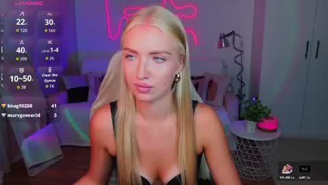 Nessa online show from August 7, 2:37 pm