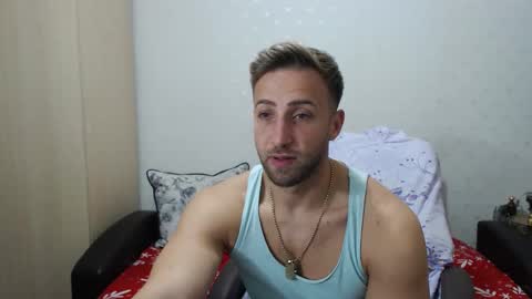 Mr Blond online show from October 30, 10:10 pm