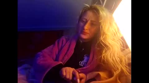 Gia  online show from January 24, 8:02 am