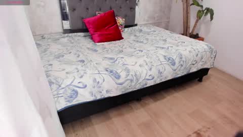 Snapshot of blondie_lover69 chatting on October 23, 8:42 pm Maleeth online show from October 23, 8:42 pm