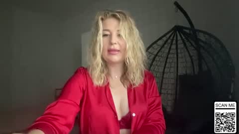 blondie_xoxoxo online show from June 13, 8:25 am