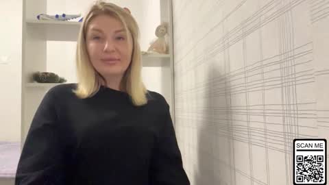 blondie_xoxoxo online show from December 4, 5:34 pm