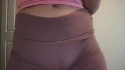 blondiegirlx online show from December 17, 4:58 pm