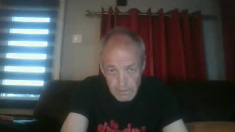 bloody52 online show from April 17, 7:27 pm