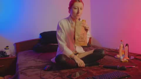 Bloom online show from February 2, 2:25 pm